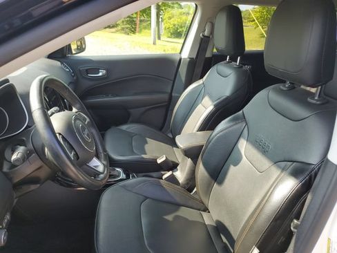 Used 2020 Jeep Compass Limited AWD/4WD image 17