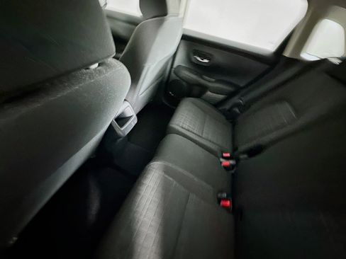 Used 2025 Honda HR-V LX image 25