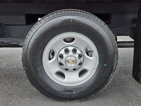 New 2025 Chevrolet Express 3500 w/ Power Convenience Package image 26