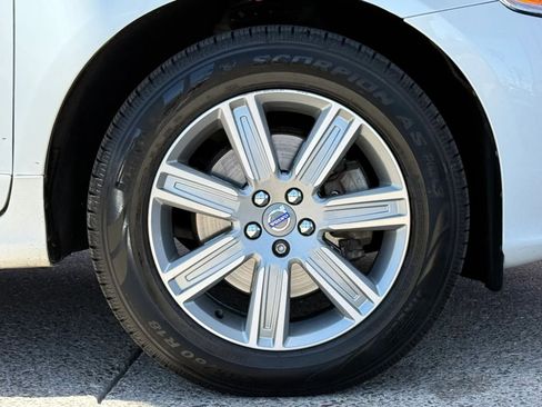 Used 2017 Volvo XC60 T5 Inscription w/ Preferred Option Package AWD/4WD image 25