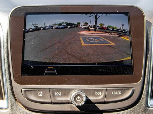 Used 2019 Chevrolet Malibu LT FWD image 15