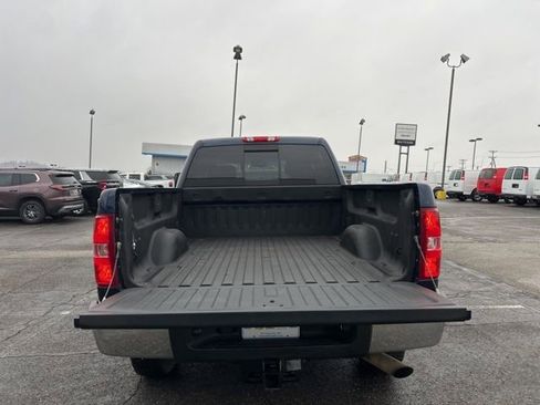 Used 2011 Chevrolet Silverado 2500 LT w/ Interior Plus Package image 21