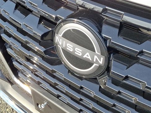 Certified 2023 Nissan Kicks S image 30