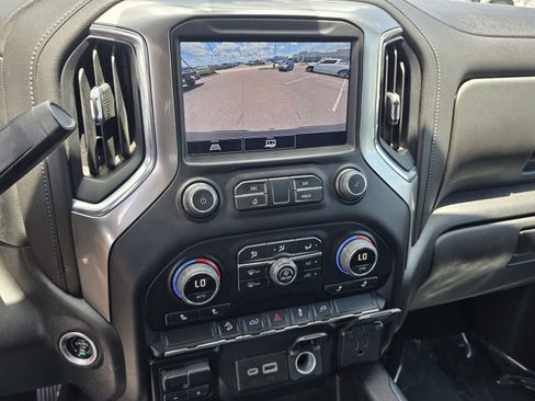 Used 2022 Chevrolet Silverado 1500 LT Trail Boss w/ Convenience Package II AWD/4WD image 13