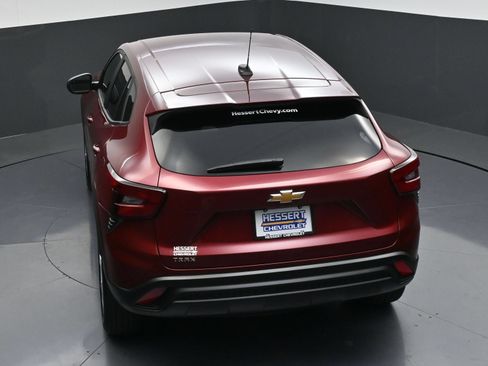 Used 2024 Chevrolet Trax LS w/ Driver Confidence Package FWD image 39