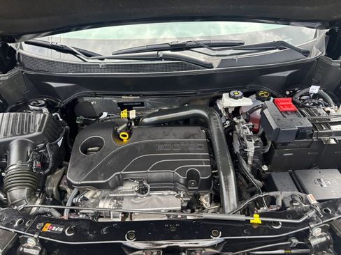 Used 2025 Chevrolet Equinox LT FWD image 33