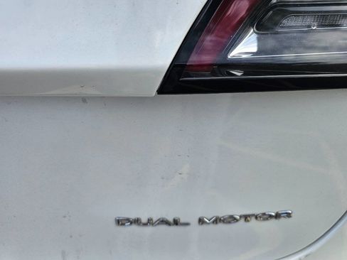 Used 2021 Tesla Model 3 Long Range image 17