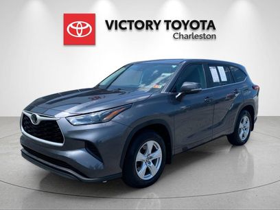 Used 2023 Toyota Highlander L