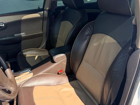 Used 2011 Chevrolet Malibu LTZ FWD image 10
