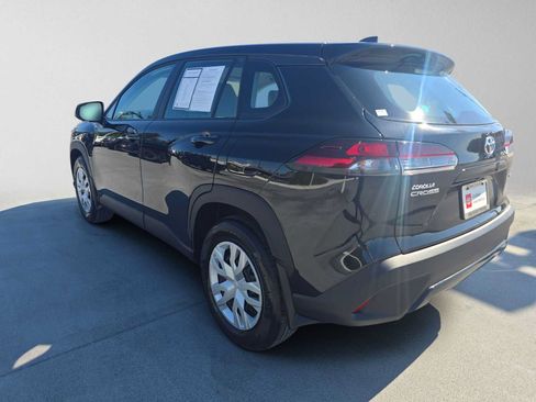 Used 2026 Toyota Corolla Cross L AWD/4WD image 5