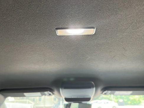 Used 2024 MAZDA MAZDA3 s FWD image 27