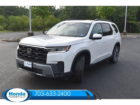 New 2026 Honda Pilot Elite image 3