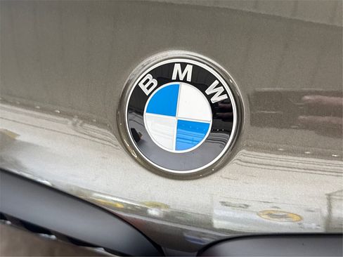 New 2026 BMW X5 xDrive40i w/ M Sport Package image 18