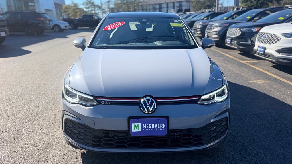 Used 2024 Volkswagen GTI SE FWD image 11