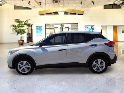 Certified 2020 Nissan Kicks S FWD image 8