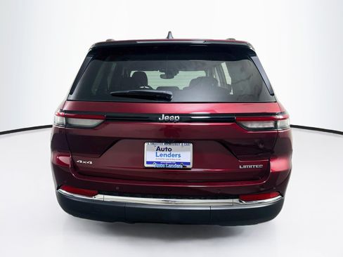Used 2023 Jeep Grand Cherokee Limited w/ Trailer Tow Prep Group (B) AWD/4WD image 6