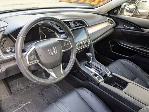 Used 2018 Honda Civic Touring image 13