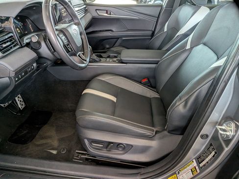 Certified 2025 Toyota Camry SE FWD image 11
