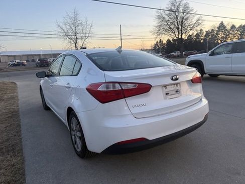 Used 2016 Kia Forte LX w/ LX Popular Plus Package image 6