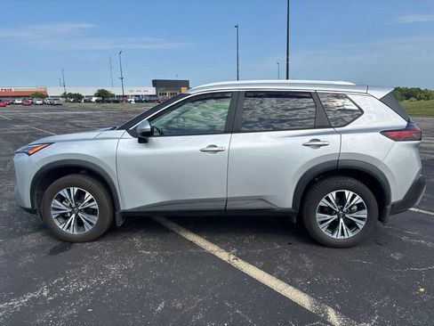 Used 2022 Nissan Rogue SV w/ SV Premium Package AWD/4WD image 8