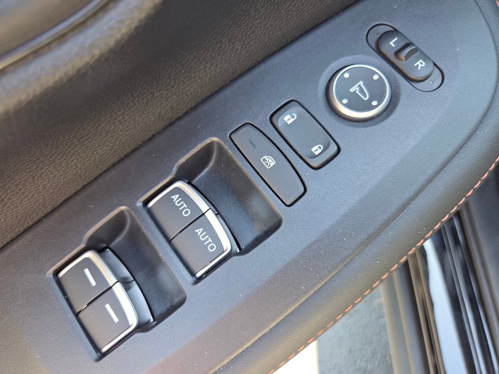 Certified 2024 Honda HR-V Sport image 32