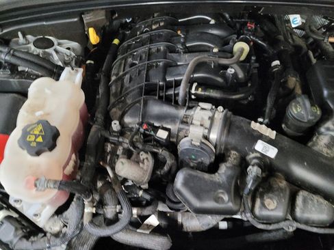 Used 2021 Jeep Grand Cherokee L Limited w/ Luxury Tech Group II image 30