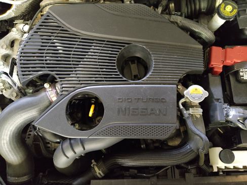 Used 2019 Nissan Sentra SR Turbo w/ Premium Package (SR Turbo) FWD image 30