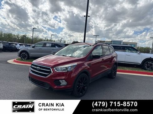 Used 2019 Ford Escape SE image 6