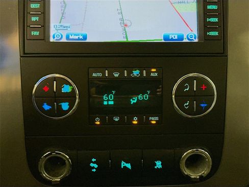 Used 2008 GMC Yukon SLT w/ SLT Preferred Equipment Group image 19