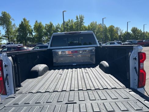 Used 2022 Chevrolet Silverado 3500 High Country w/ Z71 Off-Road Package image 6