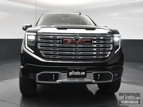 Used 2024 GMC Sierra 1500 Denali w/ Denali Reserve Package AWD/4WD image 51