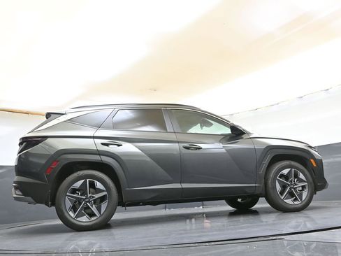 Certified 2025 Hyundai Tucson SEL AWD/4WD image 38