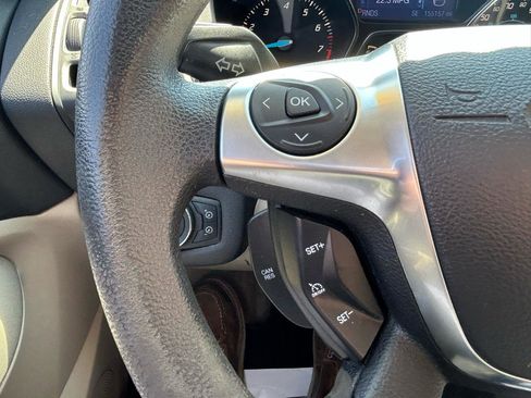 Used 2013 Ford Escape SE image 18