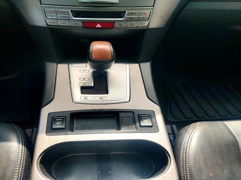 Used 2014 Subaru Outback 2.5i Limited image 11
