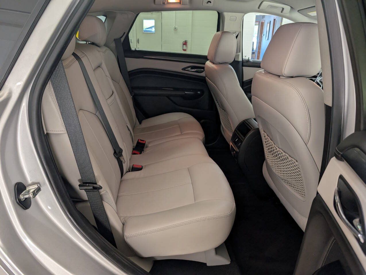 Used 2015 Cadillac SRX FWD image 18