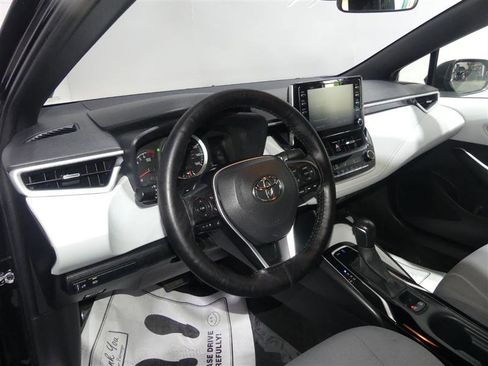 Used 2020 Toyota Corolla SE FWD image 22