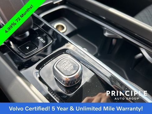 Certified 2025 Volvo XC60 T8 Core image 18