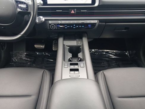 Used 2024 Hyundai Ioniq 6 Limited RWD image 11