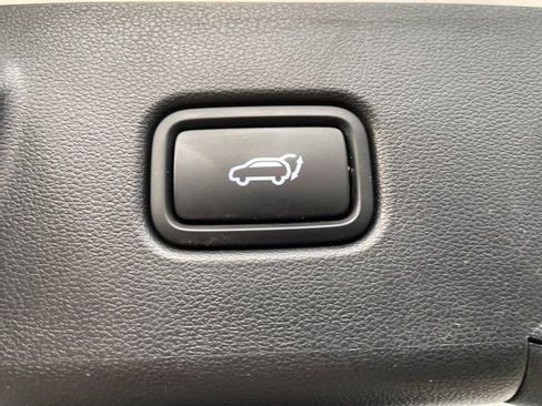 Used 2024 Hyundai Tucson Limited image 21