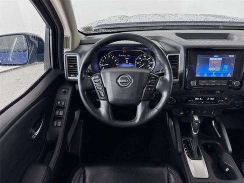 Used 2023 Nissan Frontier SV w/ SV Premium Package image 23