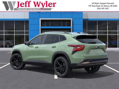 New 2026 Chevrolet Trax ACTIV w/ Driver Confidence Package FWD image 3