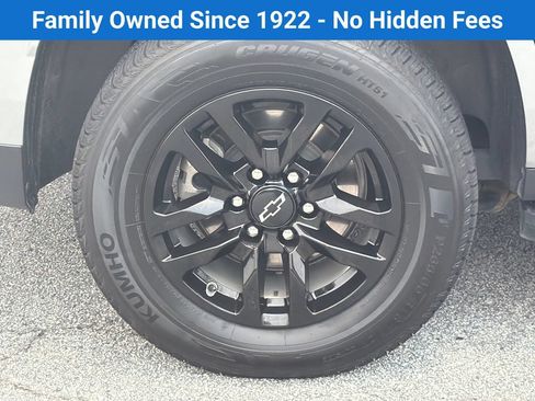 Used 2024 Chevrolet Tahoe LT RWD image 17