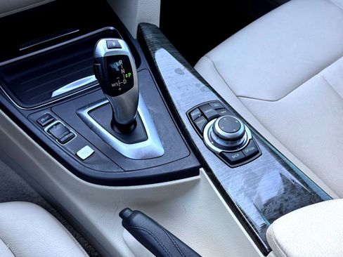 Used 2013 BMW 335i xDrive Sedan image 26