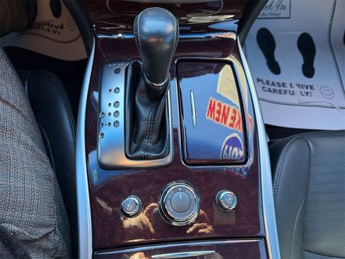 Used 2019 INFINITI Q70 Luxe w/ Sport Package image 32