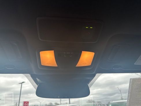 Used 2024 Nissan Z Performance w/ Floor Mat Package image 42