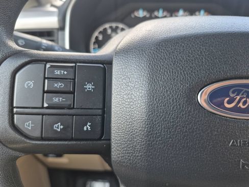 Used 2023 Ford F150 XLT AWD/4WD image 19