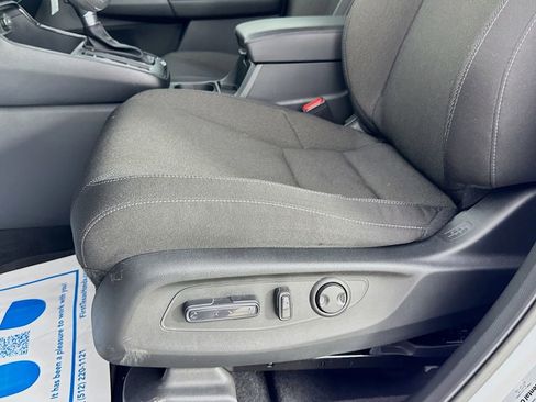 Used 2026 Honda CR-V EX image 27