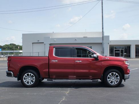Used 2023 Chevrolet Silverado 1500 LTZ w/ LTZ Premium Package AWD/4WD image 23