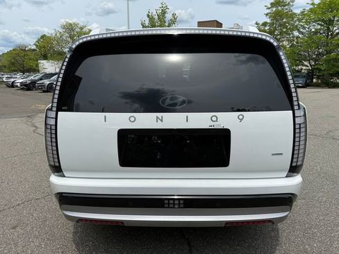 New 2026 Hyundai Ioniq 9 SEL image 11