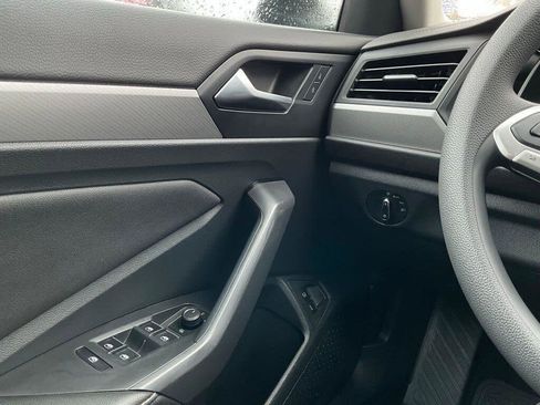 Certified 2023 Volkswagen Jetta S image 23